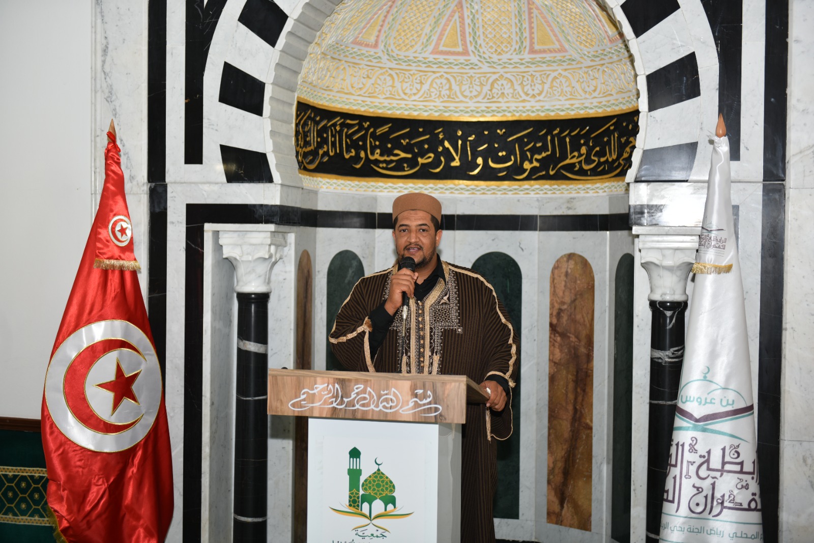 الشيخ خميس العزوزي